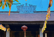 Chuyện cảm động: Thầy chùa dẫn trẻ xin học tiếng Anh , bất ngờ nhận luôn học bổng hàng trăm triệu đồng