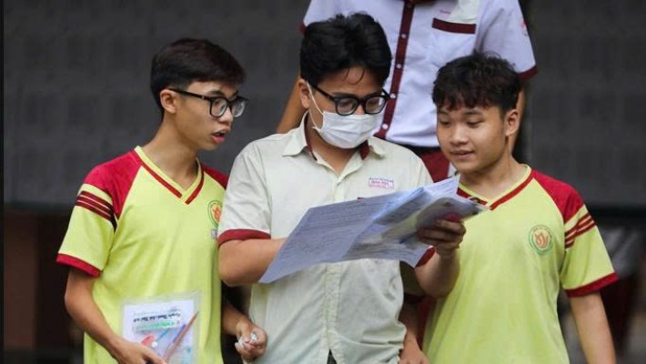 'Môn tiếng Anh khó có mưa điểm 10'