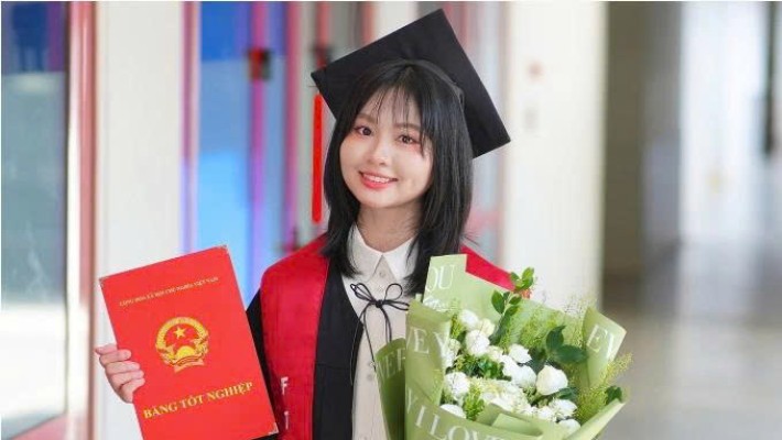 Thủ khoa Ngoại thương với 143 tín chỉ điểm tuyệt đối