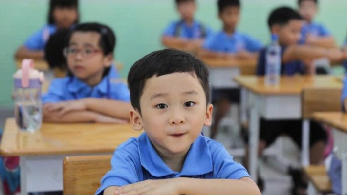 Tiếng Anh sẽ thành môn bắt buộc từ lớp 1